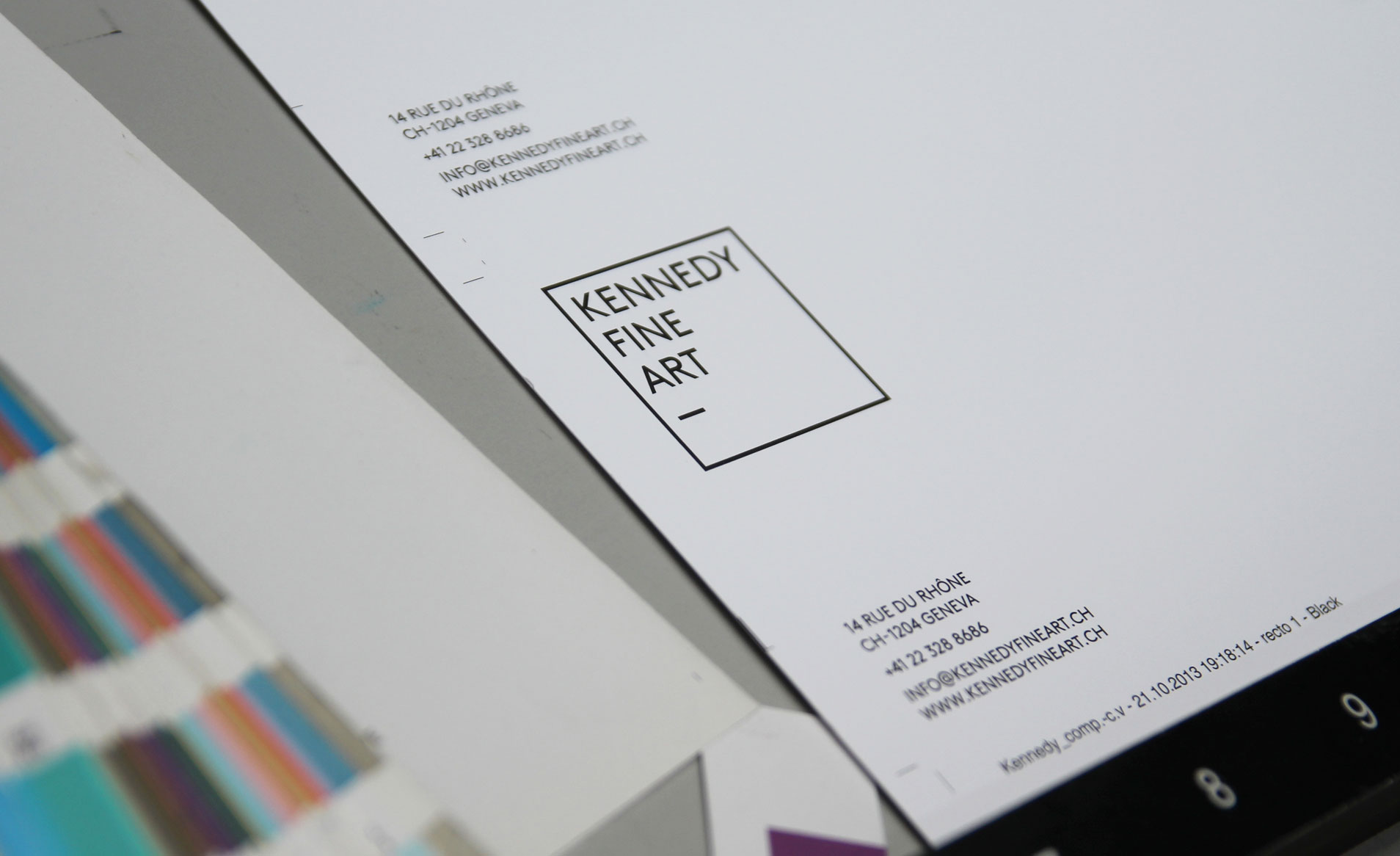 zoom on stationery product corresponding to the visual identity